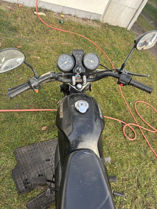 Zipp Montana motorower skuter 50 junak romet