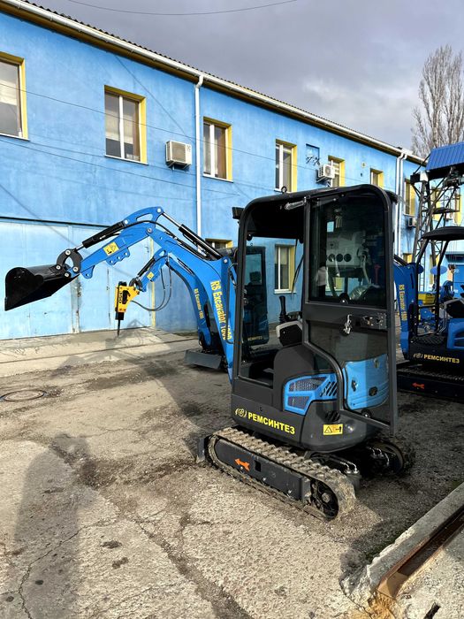 RS EXCAVATOR 1800 | Міні-екскаватор 1.8т