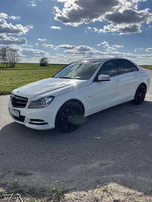 Mercedes Benz w204 Avangarde