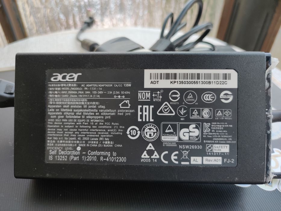 Laptop Acer aspire v nitro vn7-592 i5 16gb 128gb i 1tb GeForce