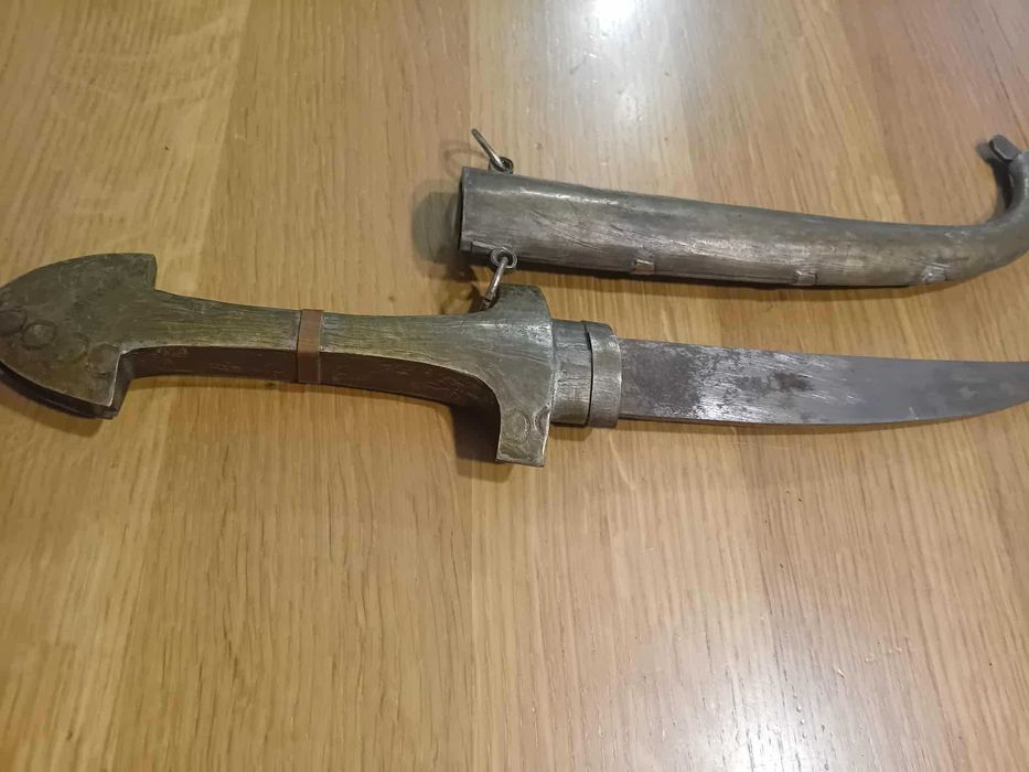 Sprzedam nóż sztylet