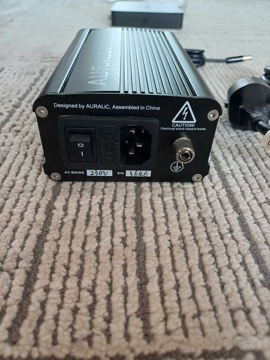 Auralic Aries Mini + zasilacz liniowy Auralic - DAC, Stereamer