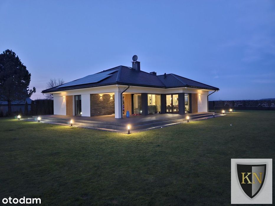 Dom z garażem podziemnym, winda, oze, klimatyzacja