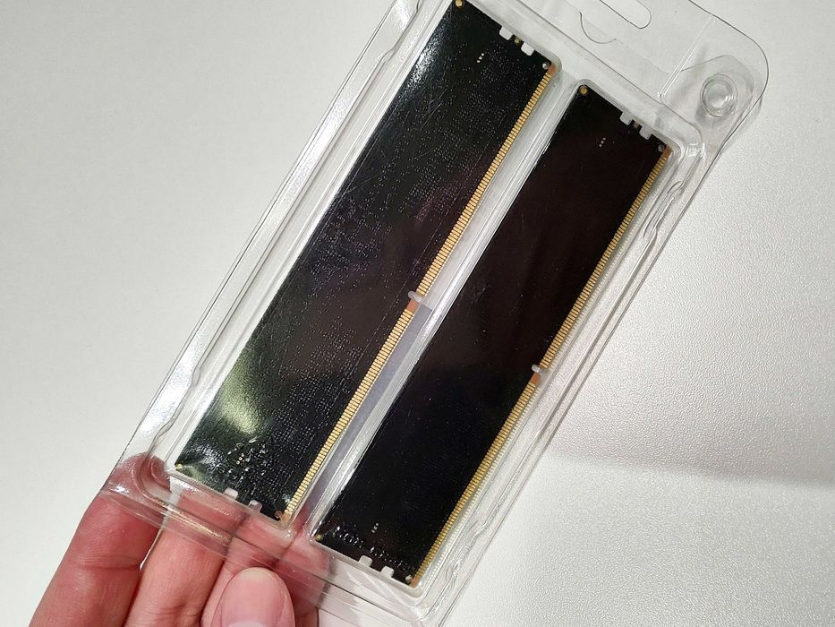 Оперативная память Crucial DIMM Kit 32GB, DDR5-4800 (CT2K16G48C40U5)