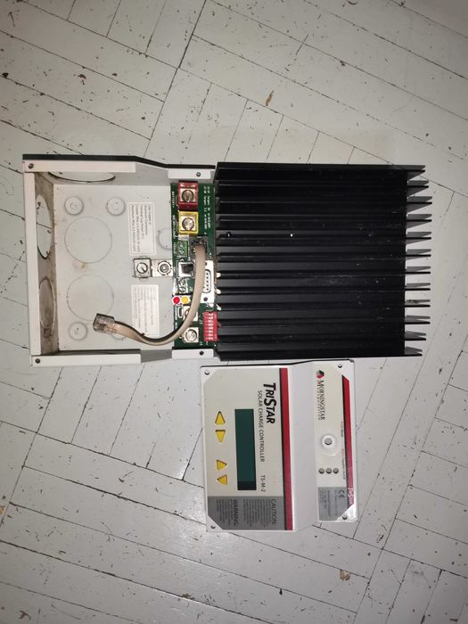 TriStar MPPT TS-45 + TS-M-2