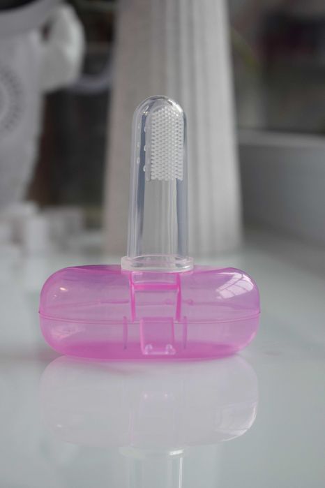 Зубна щітка та масажер для ясен немовлят