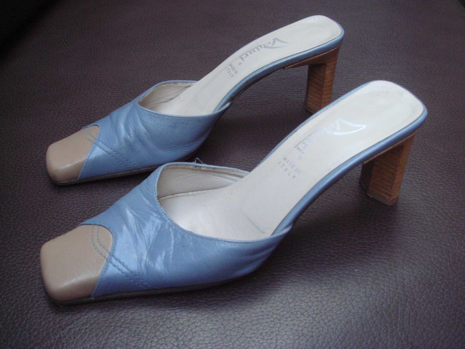 Klapki na obcasie letnie skórzane rozmiar 36