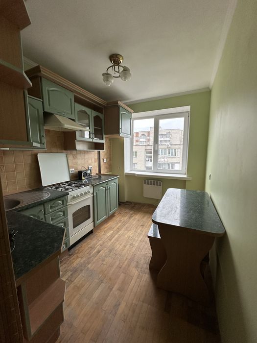 Продається трикімнатна квартира в Трускавці