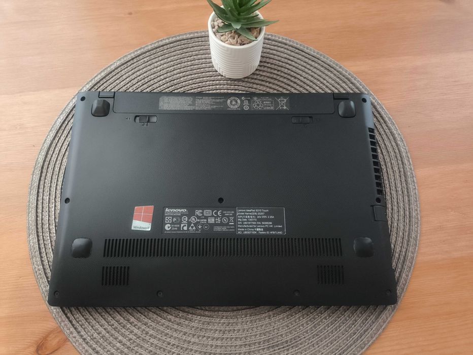 Dotykowy mini Lenovo - Windows 11 | SSD | Intel i3 | 8GB RAM
