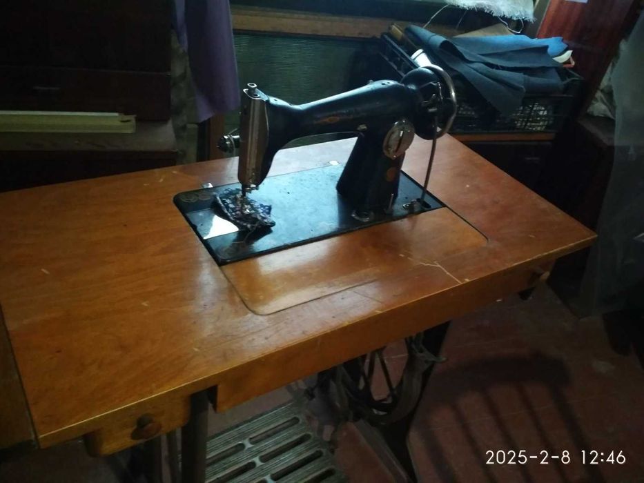 Швейна машинка ""Подольськ"