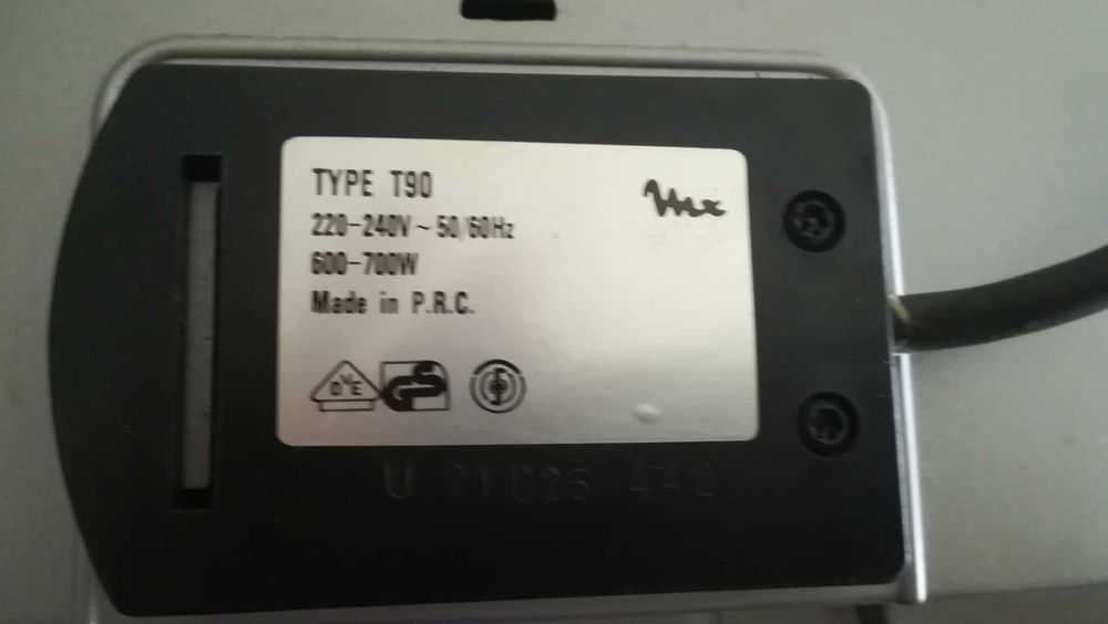 Máquina para fazer Tostas ou Waffles