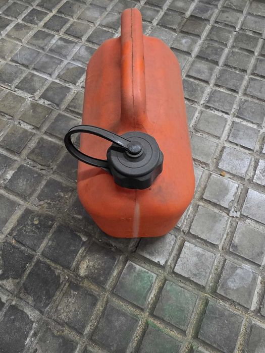 Bidões e jerricans