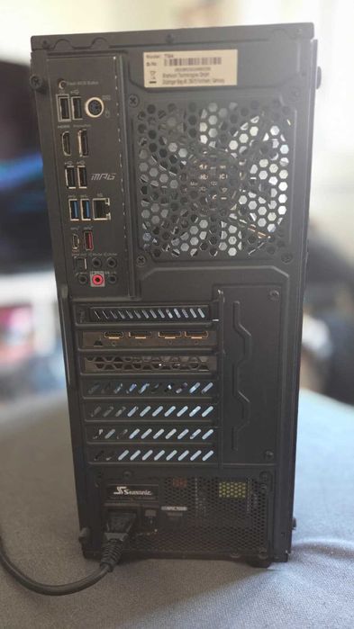 PC Gaming Ryzen 5 3600 + RX 5700 XT 8GB + 16GB DDR4 — Fonte Seasonic