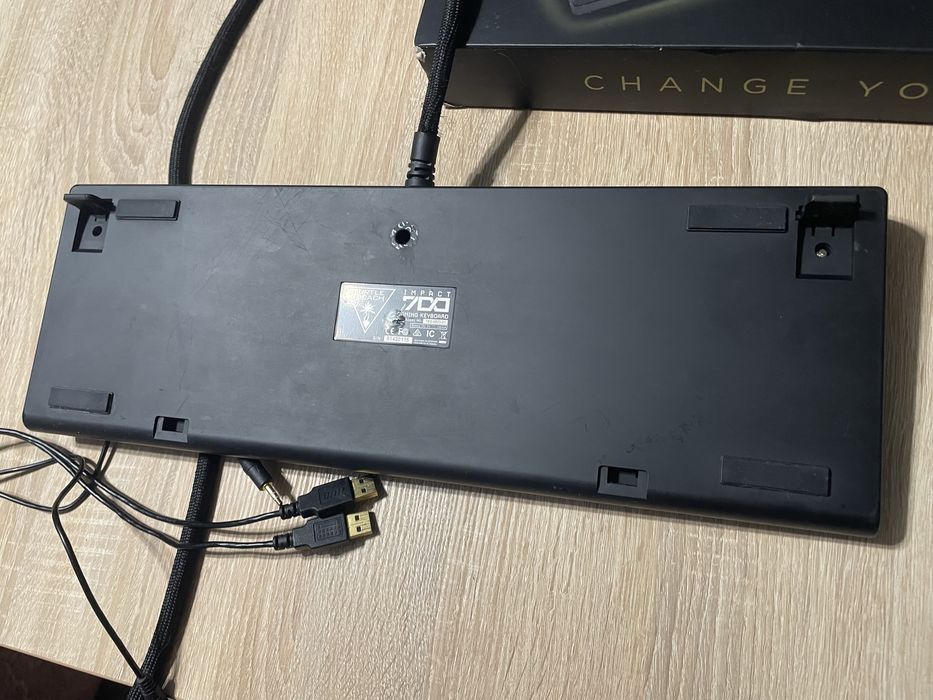 Механічна геймерська клавіатура Turtle Beach Impact 700