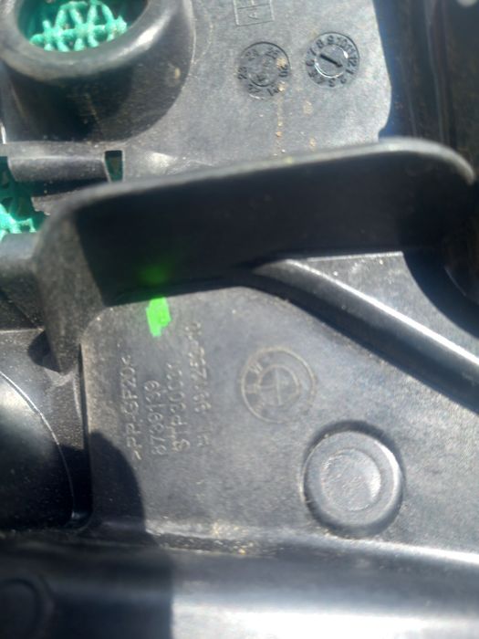 Ślizg mocowanie zderzaka lewego tył BMW 2 UO6 ll Active Tourer