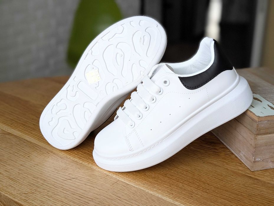 Жіночі кросівки кеди МАКВІН натуральна шкіра.Женские кроссовки маквины