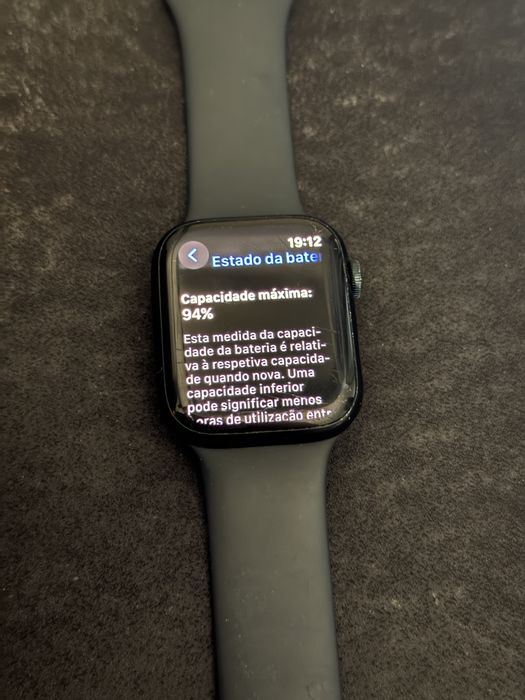 Apple Watch Series 8 GPS 45mm Midnight – Caixa Completa – Bateria 94%