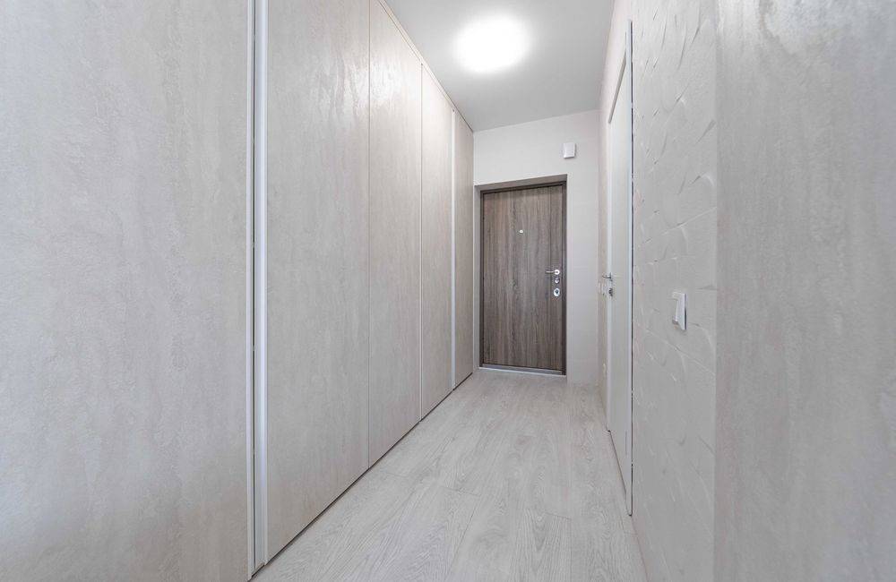 Подобова оренда, за 5 хв. від метро, Бажана, 17 -  будинок з Укриттям!