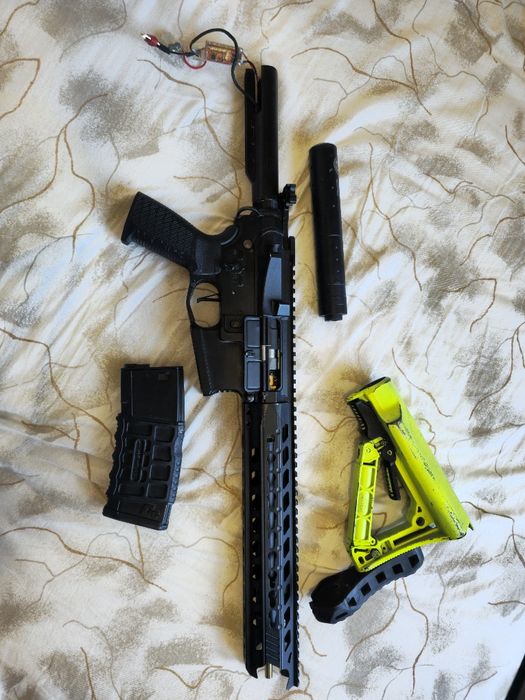 Airsoft G&G predator full metal, com muitos upgrades, apenas venda, deixei de jogar