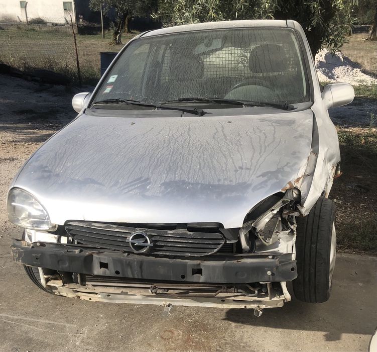 Vendo opel corsa 1.5 d  comercial