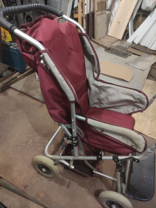 Инвалидная коляска