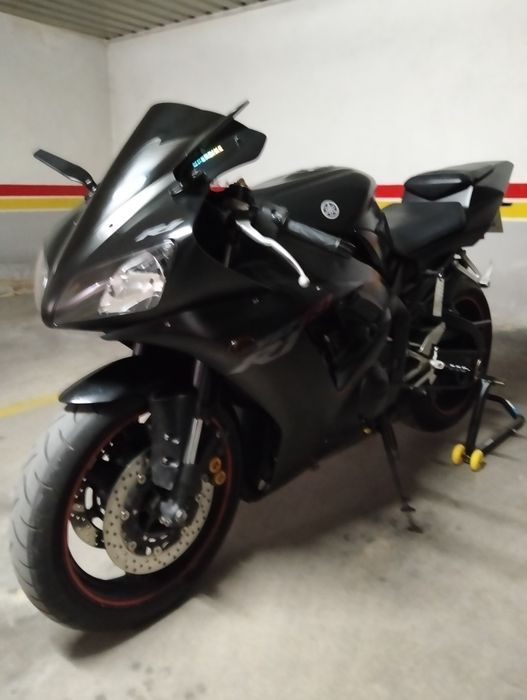 Yamaha YZF R1 2003 (TROCA)