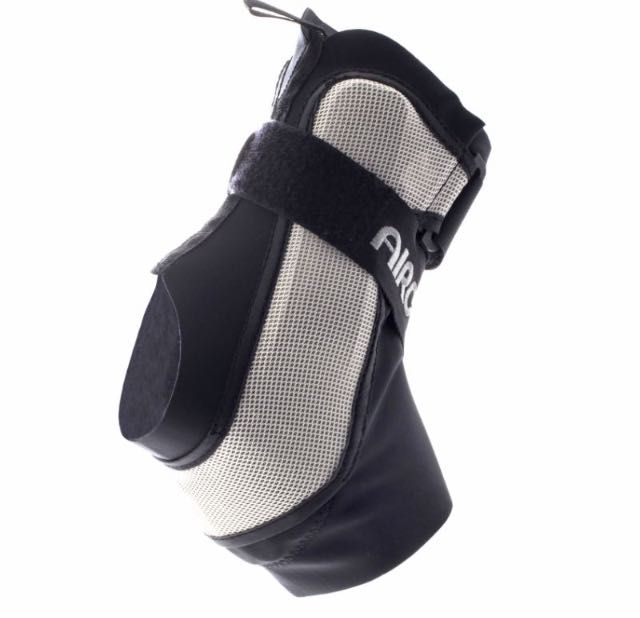 Ортез голеностопного сустава Aircast A60 лівий