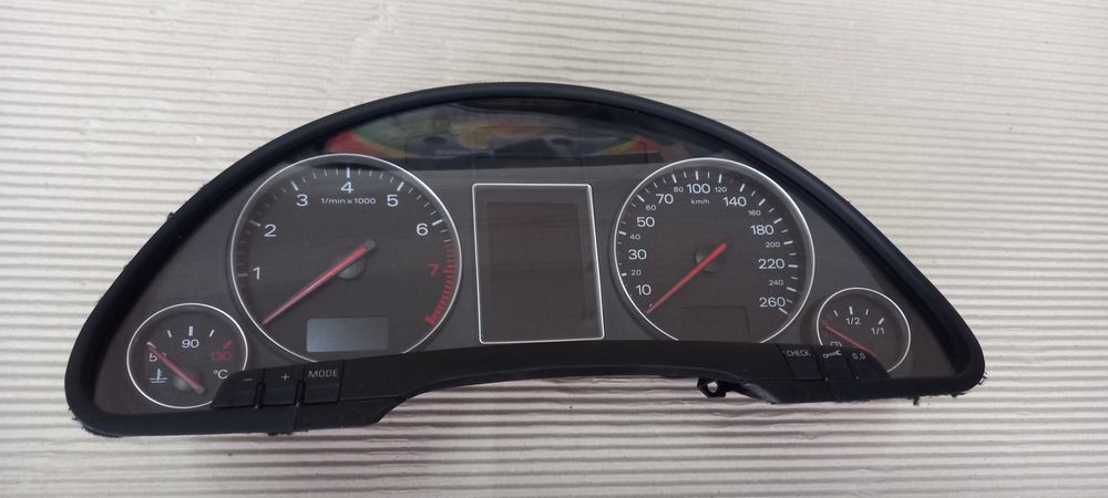 Licznik Audi A4 B6 3.0 V6 kolorowy wyświetlacz 153tkm