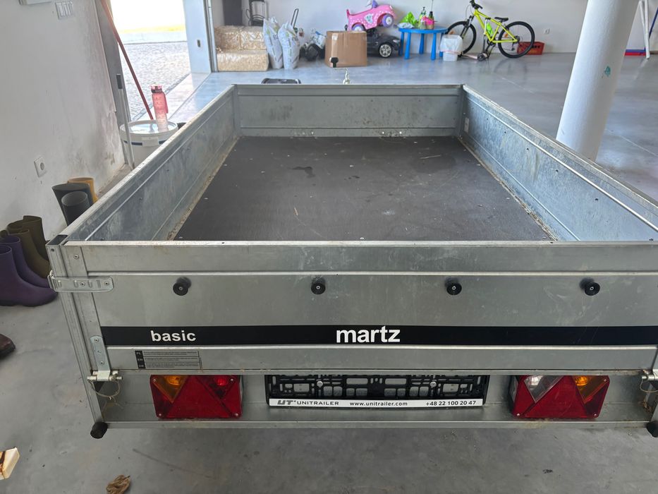 Vendo atrelado em excelente condições.