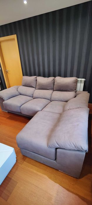 Sofá cinzento NOVO