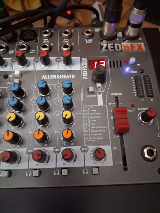 Mikser Allen heath Zed 6 fx