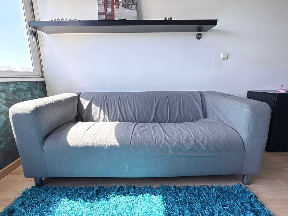Sofa cinzenta 3 lugares
