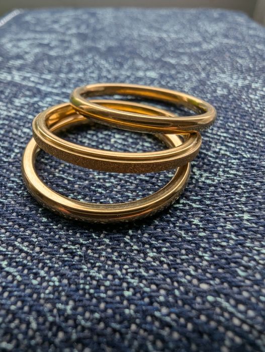 Три кольца из нержавеющей стали