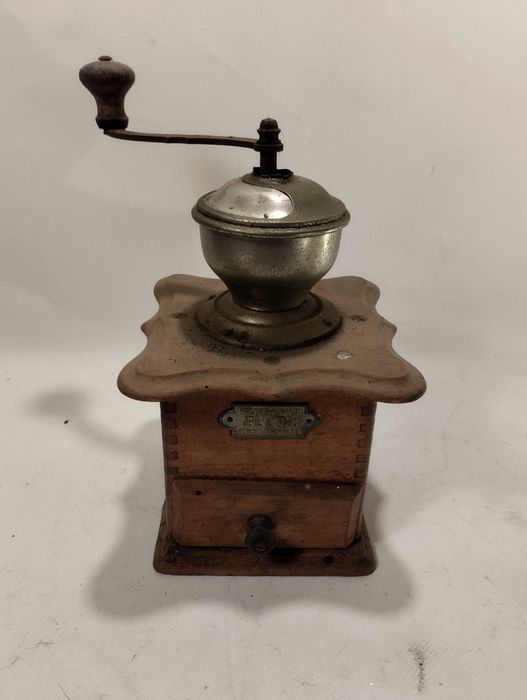 Zabytkowy Młynek Do Kawy