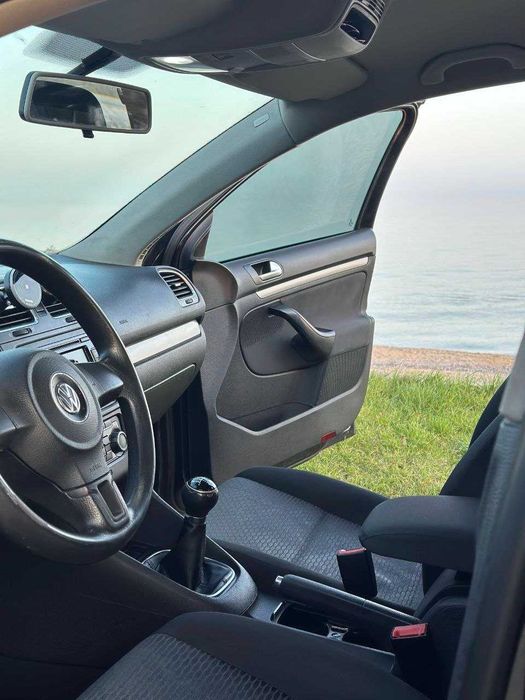 Продам Volkswagen Golf VI Variant 2010 года