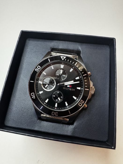 Tommy Hilfiger Larson (DO NEGOCJACJI) – elegancki zegarek męski