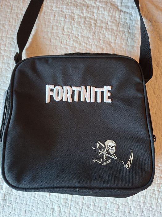 Lancheira Fortnite