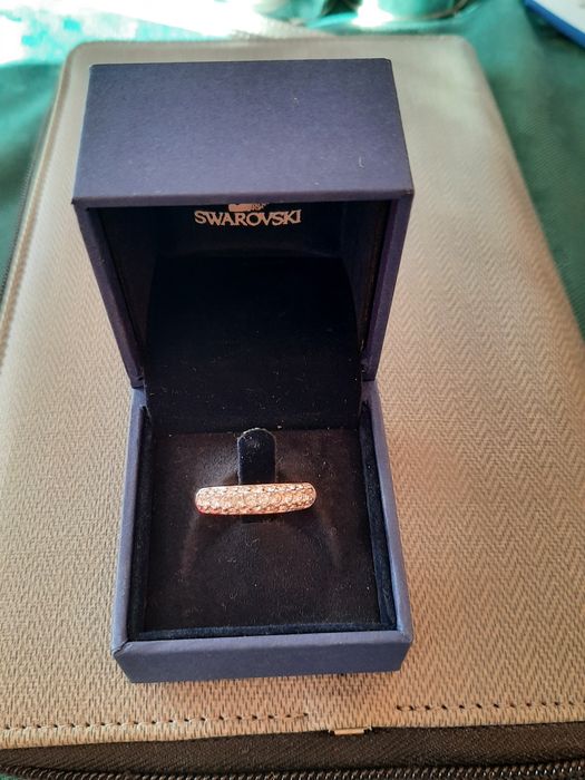 Swarovski Nowy pierścionek oryginalny rozm.15