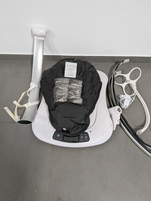 Mommarroo da 4Moms (Cadeira automática)