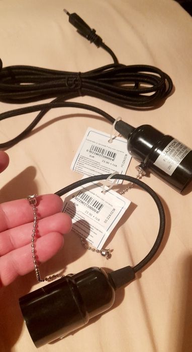 2 Suspensões extensão para lâmpada com corrente. 3 metros. Nova, aprov