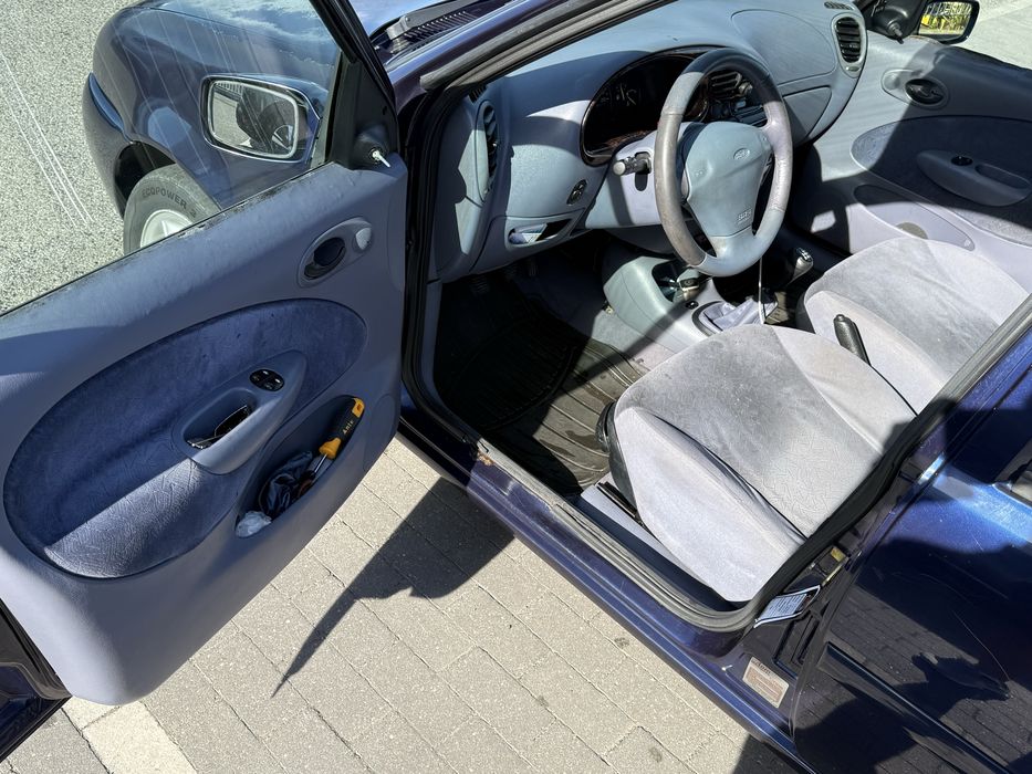 Ford Fiesta — fotografia 5