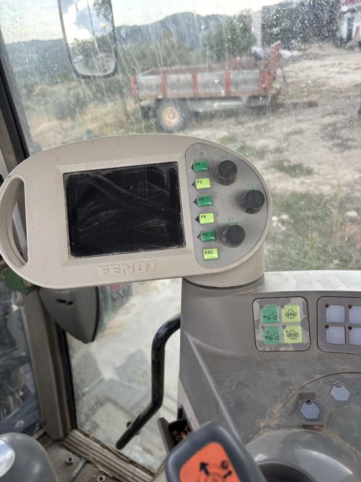 Trator Fendt Farmer 410 Vario com Pá Carregadora