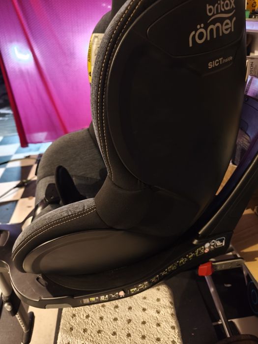 Fotelik Romer dualfix m i-size