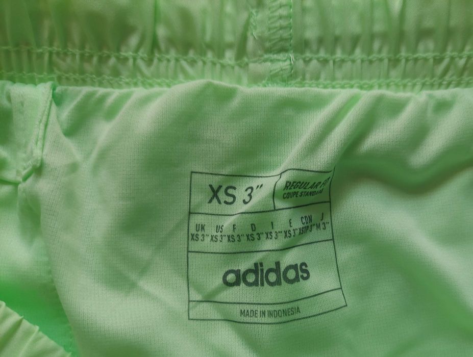 Spodenki Adidas do biegania XS