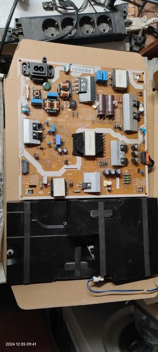 Sprzedam płytę główną oraz zasilającą do tv LG LC420DUH