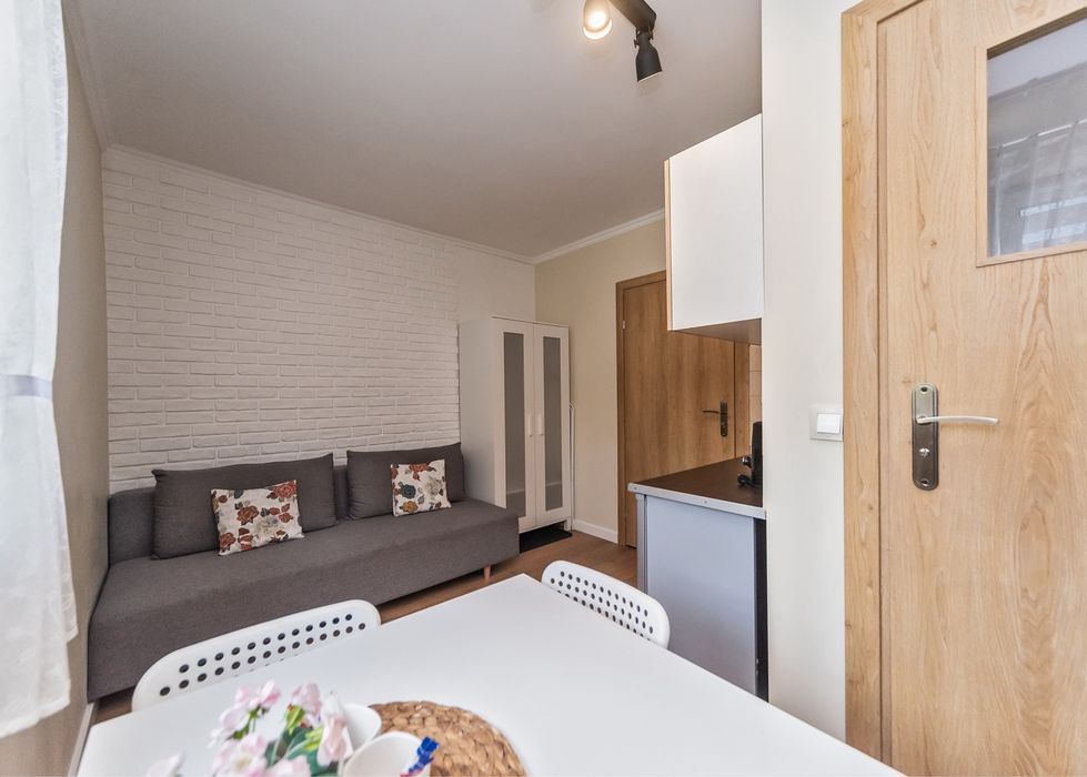 Lato  w górach, nad jeziorem . Apartamenty  z balkonami
