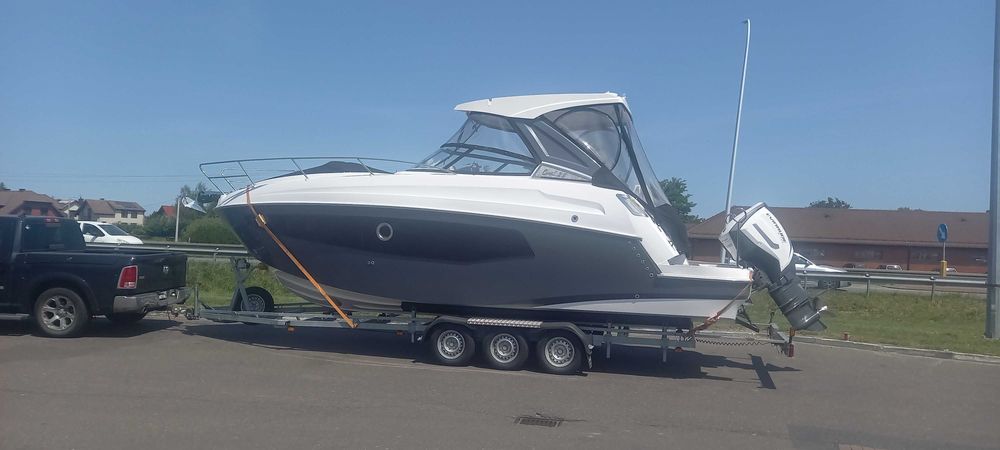 Jacht motorowy CORAL 28htc -2025 -gotowy do odbioru