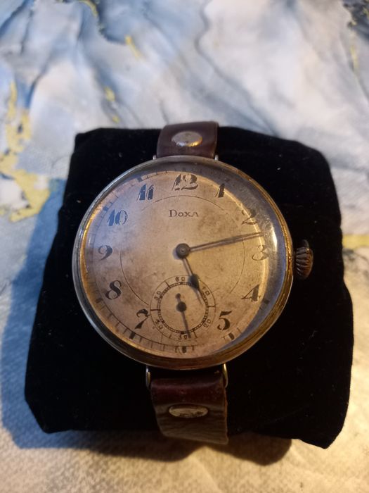 Старинные часы Doxa(Швейцария)