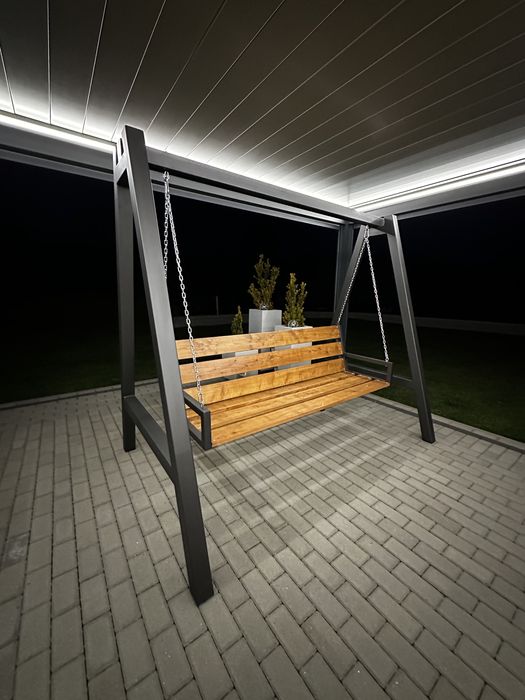 Huśtawka ogrodowa  metalowa