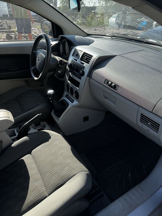 Розбор, разборка, шрот, запчастини Dodge Caliber 2.0 2007-2012 Двері, крила, капот, двигун, фари, салон